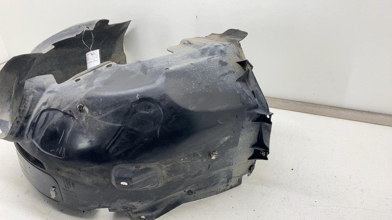 DM51R16114BD 2013-2018 Ford C-Max Front Passenger Right Wheelhouse Splash Mud Guard Shield