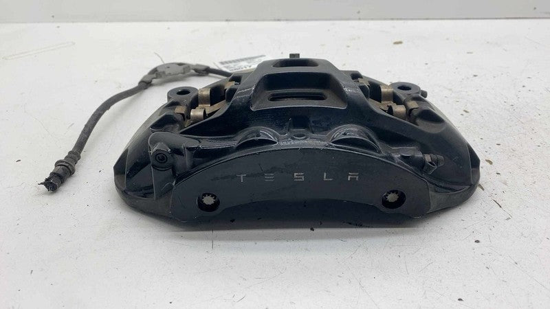 ⭕ 21-25 Tesla Model X Front Passenger Caliper w/ Brake Hose Right 1420