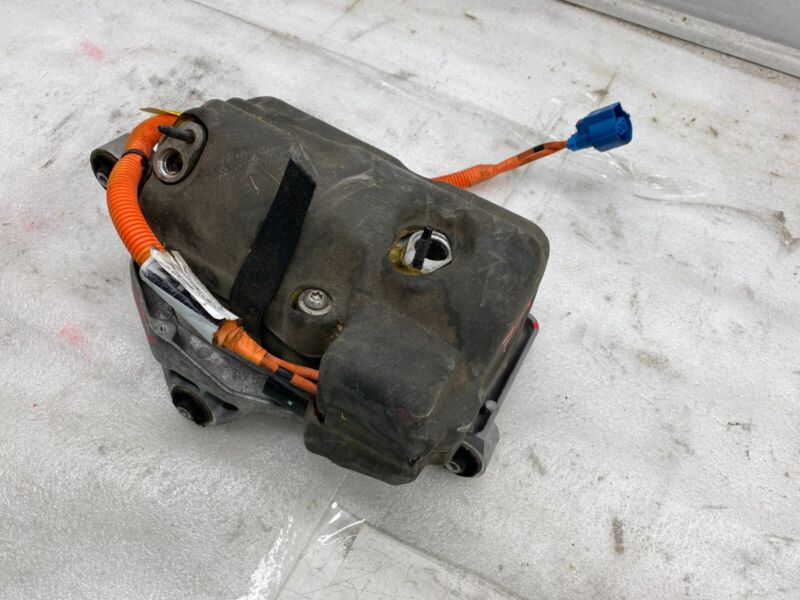 Does Not Apply 2016-2020 Tesla Model X Electric Air Conditioning A/C Compressor Pump w/ Bracket