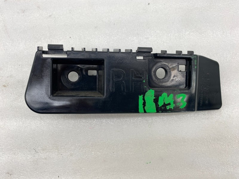 1083993 00 D ⭕ 2017-2023 Model 3 Rear Under Taillamp Bumper Mount Bracket Right 1083993-00-D