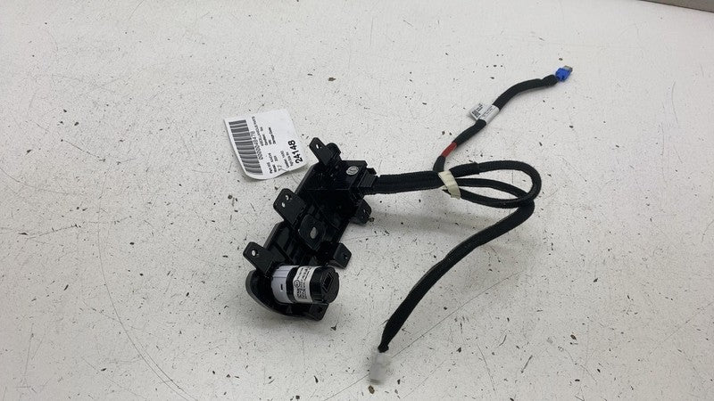96123CV010 2022-2024 Kia EV6 Front Dashboard Center USB Type C Charging Port Power Outlet