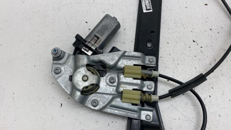9800566 ⭕ 2011-2016 Mini Cooper Countryman S Front Right Window Regulator Motor 9800566