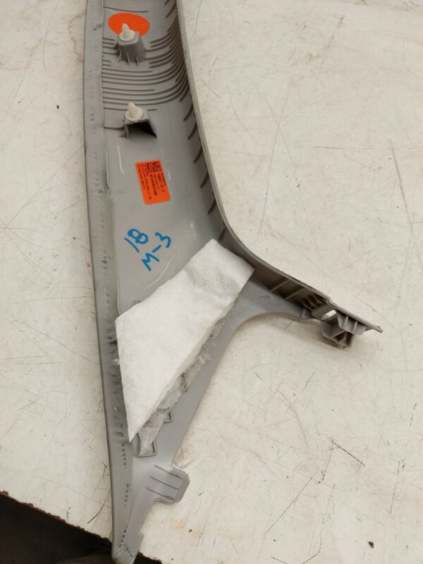 1086237 91 H 2017-2023 Tesla Model 3 Front Driver Side Upper A-Pillar Trim Cover Panel Left