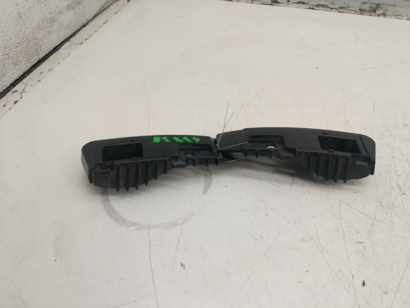 1083993 00 E 2017-2023 Tesla Model 3 M3 Rear Left & Right Bumper Taillight Lamp Mount Bracket