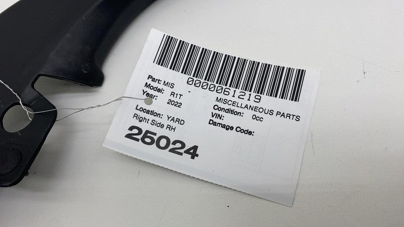 PT00001182-G ⭕ 2022-2024 Rivian R1T Front Right Side Door Interior Garnish Trim PT00001182-G