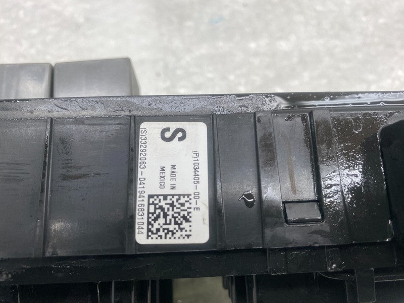 103440500E ⭕16-20 Model S Front Trunk Frunk Engine Bay Under Hood Fuse Box 12V 1034405-00-E