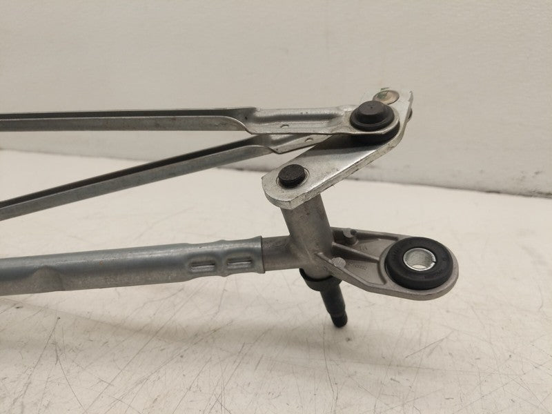 ⭕ 2020-2024 Model Y Front Windshield Wiper Linkage Motor & Module 1490