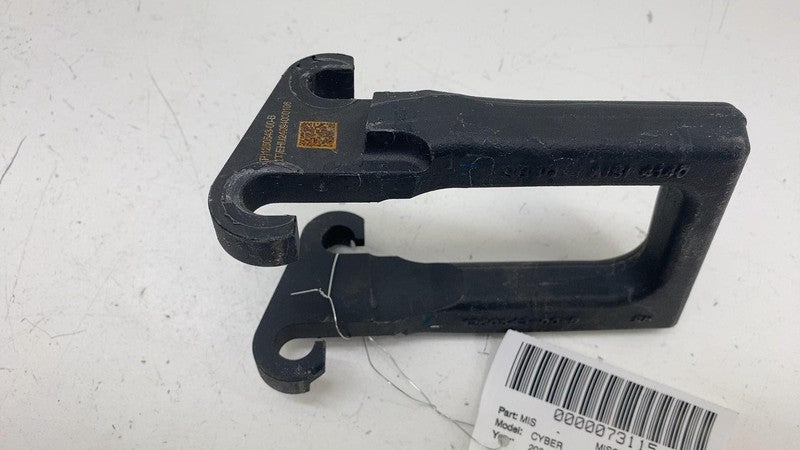 ⭕ 2024 Tesla Cybertruck Front Right Side Subframe Recovery Tow Hook 12