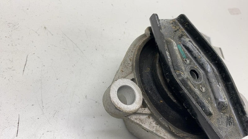 ⭕ 2021-2023 Polestar 2 Front Left or Right Engine Motor Mount Bracket Insulator