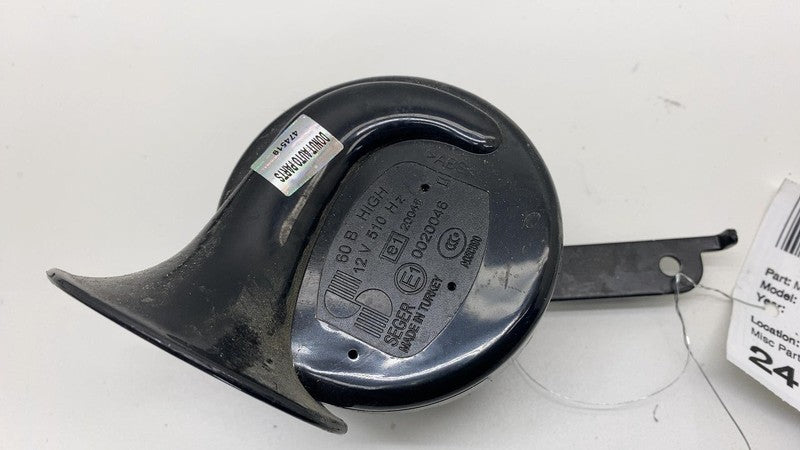 187743100B 2024 2025 Tesla Cybertruck Seger High Pitch Tone Horn 12V 510 Hertz with Bracket