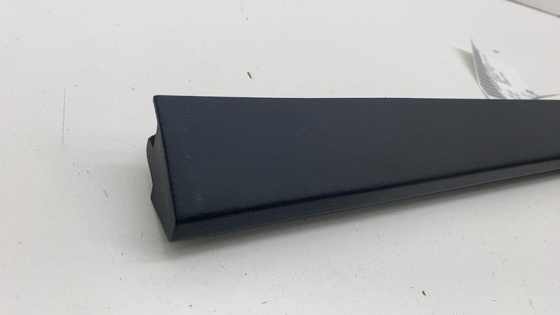 1876554-00-D ⭕ 24-25 Tesla Cybertruck Front Right Center Console Side Trim Panel 1876554-00-D