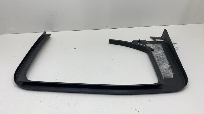 PT00001264-H ⭕ 22-24 Rivian R1T Rear Passenger Side Door Window Frame Trim Right PT00001264-H