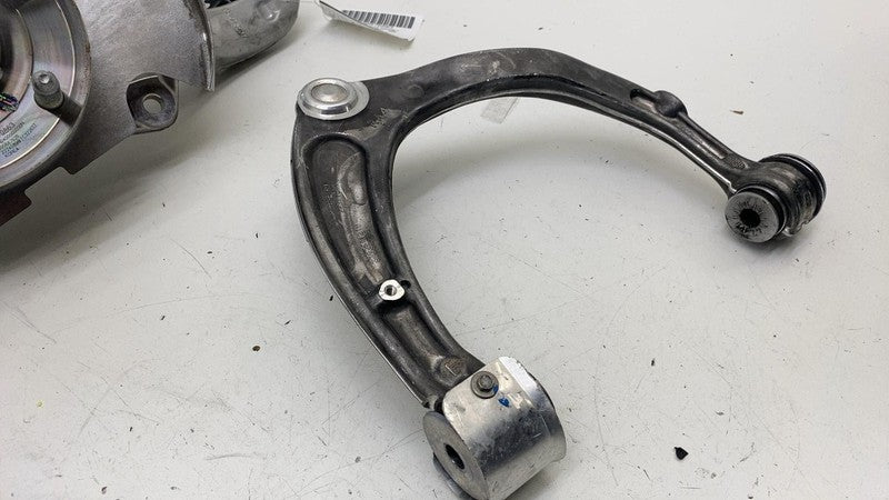 13549863 ⭕ 2025 Chevrolet Silverado 1500 Front Left Spindle Knuckle w/ Control Arm Links