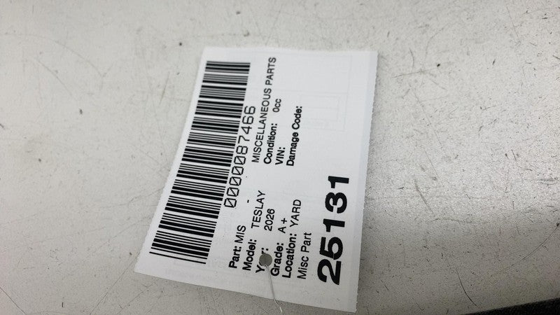 ⭕ 2025-2026 Tesla Model Y Instrument Panel Float Wing Cosmo Textile 17