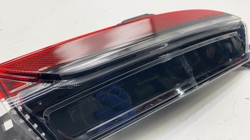 1712514-00-D ⭕24 25 Model 3 Rear Right Lower Bumper Taillight Lamp LED Reflector 1712514-00-D
