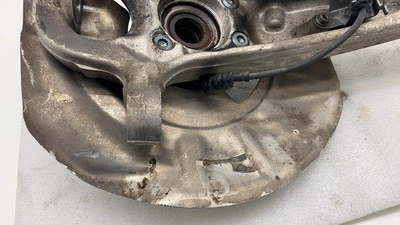 2011-2014 Porsche Cayenne Front Right Spindle Knuckle Hub w/ Dust Shield RH AWD