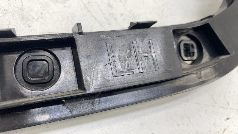 108399000K ⭕ 2017-2023 Model 3 Rear Left Retainer Wing & Tail Light Bracket LH 1083990-00-K