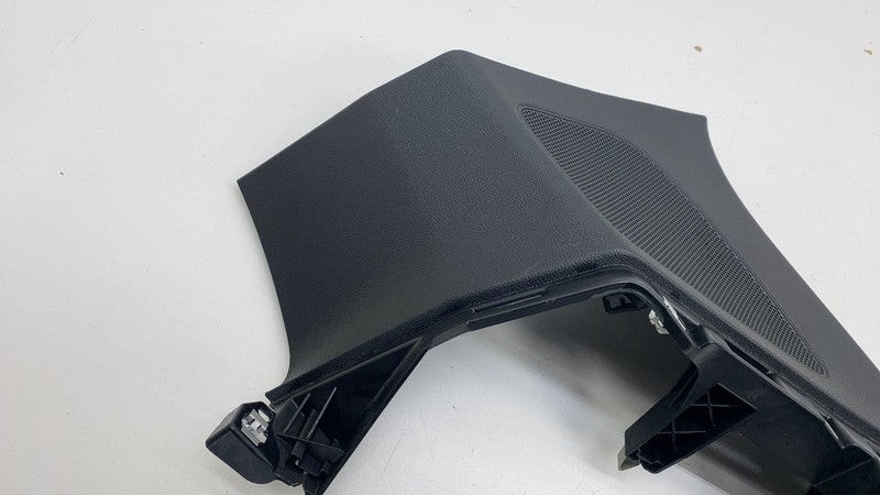 9Y3.867.246 ⭕2019-2024 Porsche Cayenne Rear Right Quarter D-Pillar Trim w/ Speaker 9Y3867246