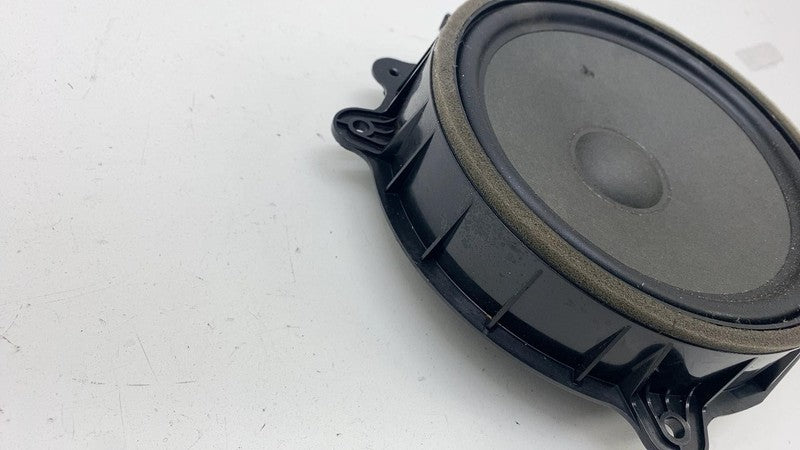 1079744-00-C ⭕ 2017-2024 Model 3 Y Front Left or Right Audio Speaker & Amplifier 1079744-00-C