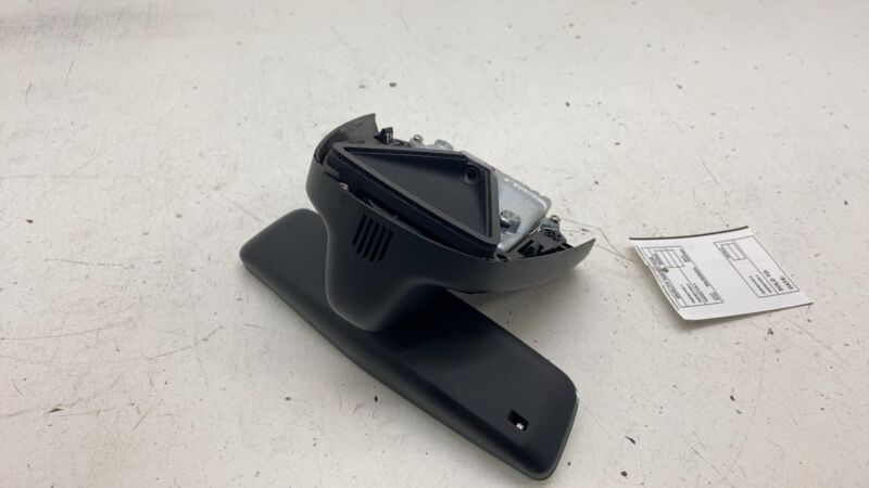 103848299J 2012-2020 Tesla Model S Front Windshield Autopilot Mono Camera & Rearview Mirror