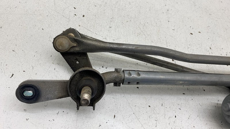 68229327 AC ⭕ 2017-2024 Chrysler Pacifica Front Windshield Wiper Motor & Linkage 68229327AC