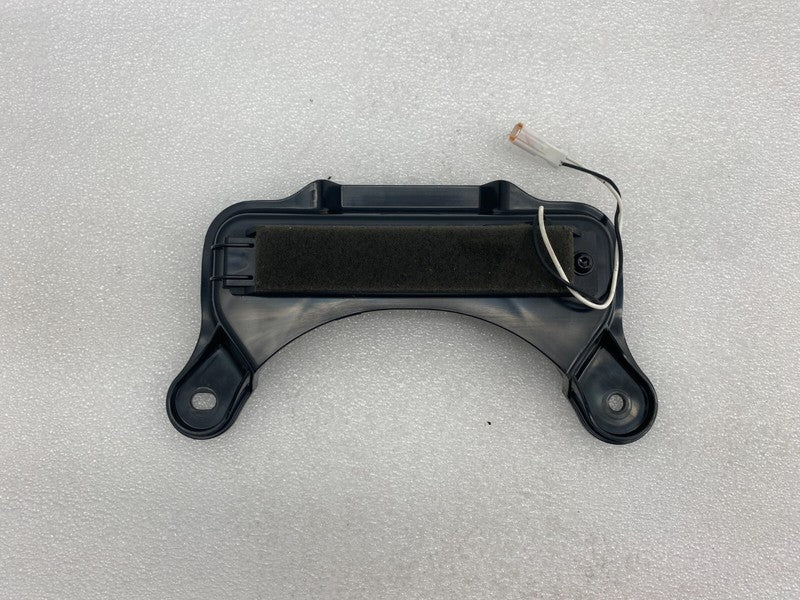 1015865 00 A ⭕12-20 Model S Rear Passive Entry Antenna Bracket & Receiver Module 1015865-00-A