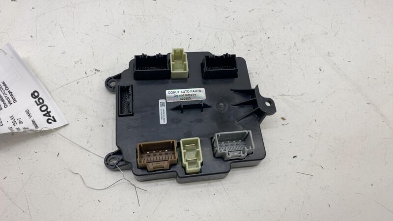 106205610B 2016-2020 Tesla Model X Rear Falcon Controller Door Control Module 1062056-10-B