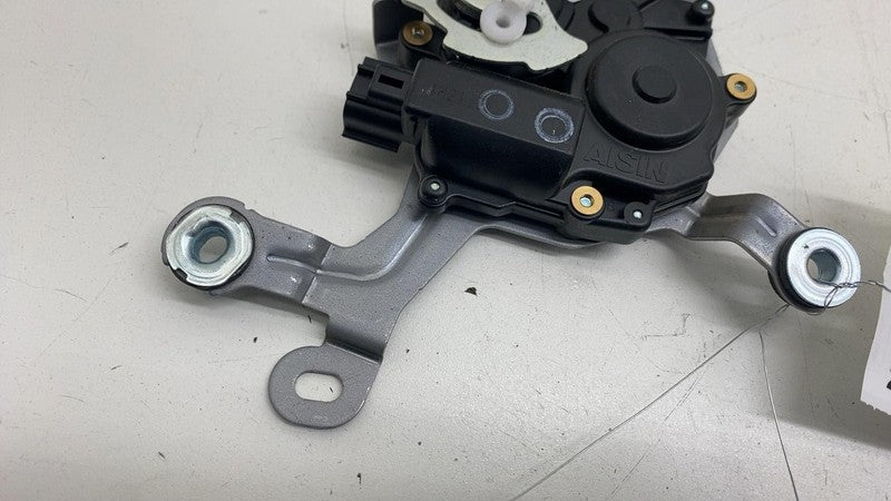 ⭕ 2023-2025 Toyota Prius Rear Left Side Door Lock Soft Close Actuator