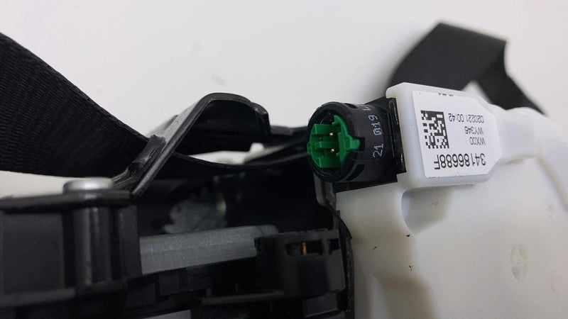 34234136 2017-2023 BMW 530e G30 Front Passenger Side 1st Row Seat Belt Retractor Right RH