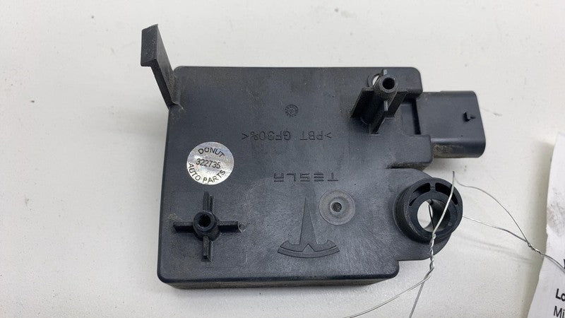 1097855 00 H 2017-2023 Tesla Model 3 M3 Rear Bumper BCM Computer Body Control Module Assy OEM