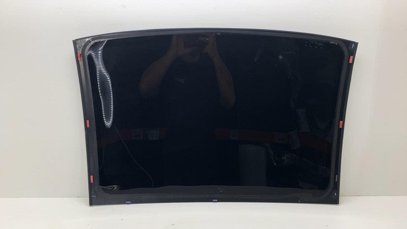 ⭕ 17-19 Model 3 Middle Panoramic Sunroof Fixed Roof Glass Moonroof 108