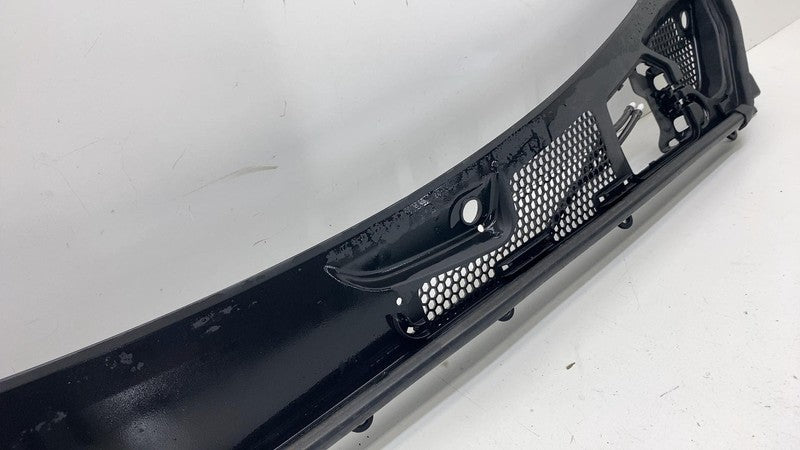 31694300 ⭕2021 2022 2023 Polestar 2 Front Windshield Wiper Cowl Panel Grille OEM 31694300