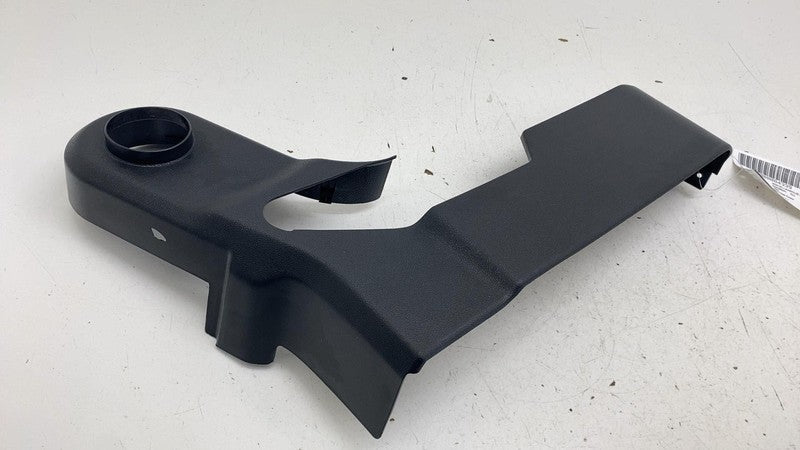 PT00573601 A ⭕ 25 Rivian R1S Rear Driver Side 2nd Row Inner Seat Trim Cover Left PT00573601-A