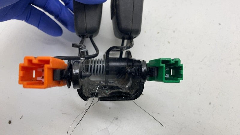 31675959 ⭕ 2021-2023 Polestar 2 Rear Left & Center Dual Seat Belt Catch Buckle 31675959