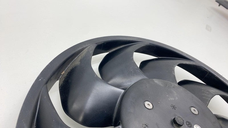 KD954002 2017-2020 Tesla Model 3 Radiator Cooling Fan Blade and Motor Assembly KD954002
