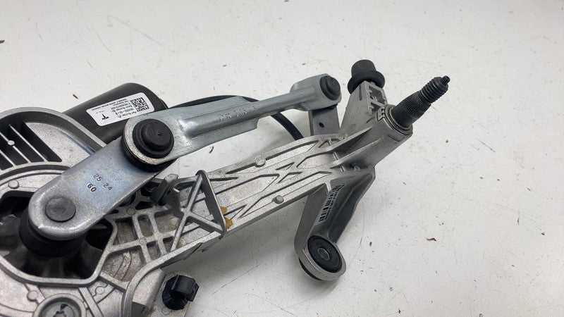 ⭕ 24-25 Tesla Cybertruck Windshield Wiper Motor Mechanism Assembly 185