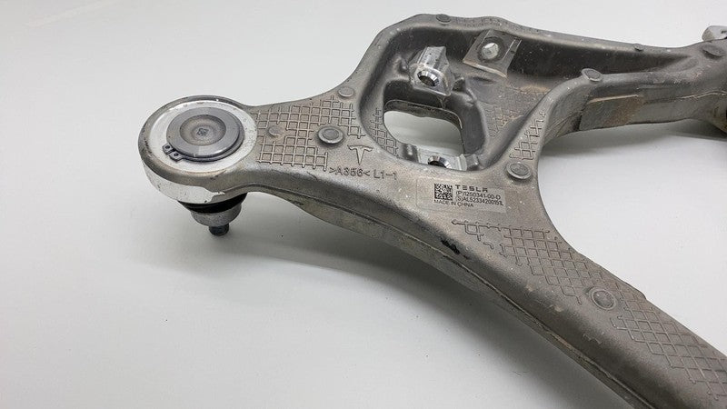 1250341-00-E 2024 2025 Tesla Cybertruck Front Left Suspension Lower Control Arm 1250341-00-E
