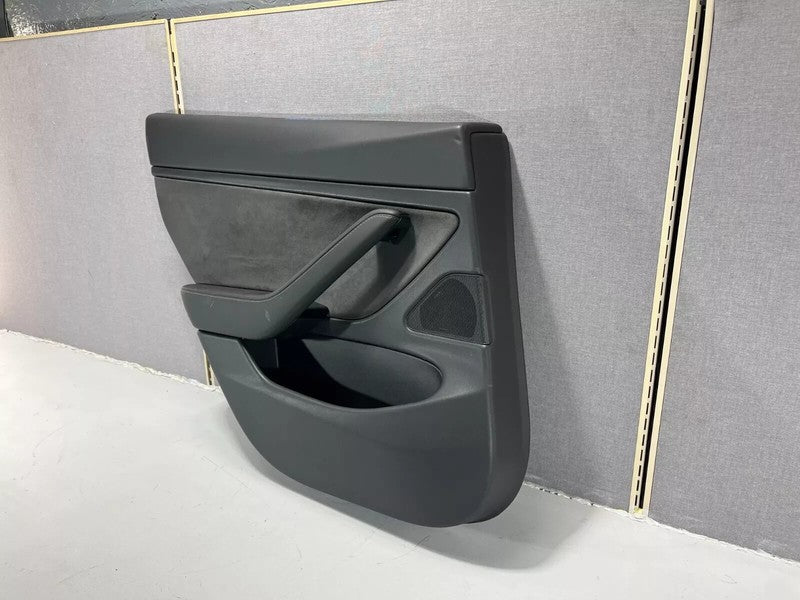107974200A ⭕ 2017-2020 Tesla Model 3 Rear Interior Door Panel Trim Card Left 1090413-01-L