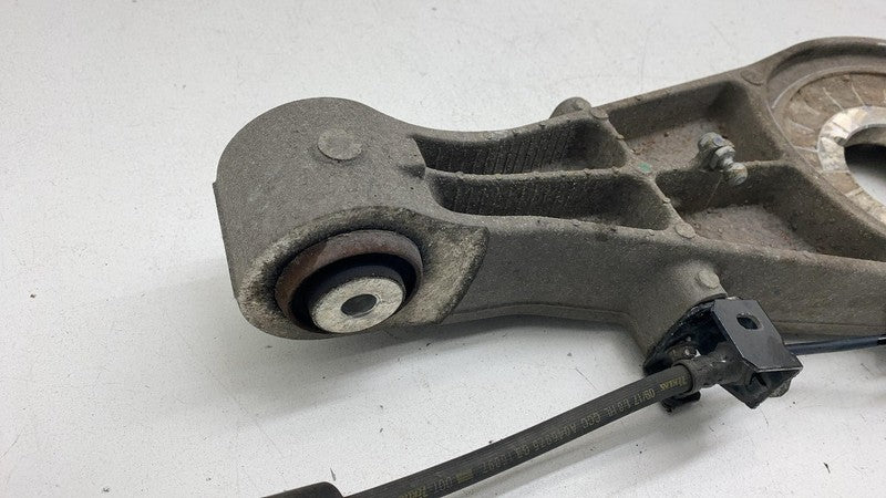 ⭕ 17-20 Maserati Levante Rear Passenger Side Lower Control Arm Seat Sw