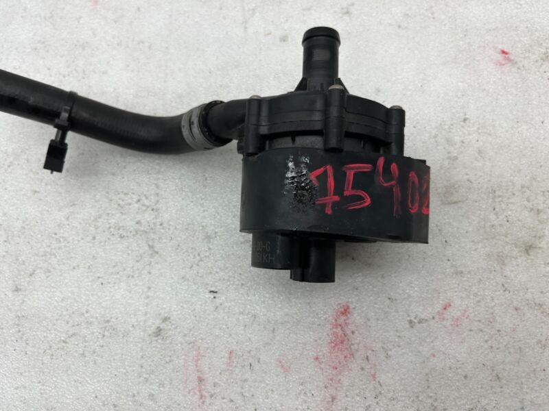 2016-2020 Tesla Model S X Cooling System Auxiliary Water Coolant Pump FWD Assy