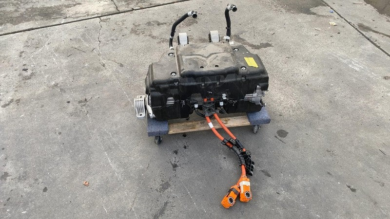 PT00046119 H 2022-2024 Rivian R1S Electric Engine Power Inverter Front Drive Unit Quad Motor