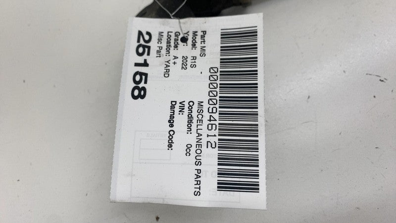 ⭕ 2022 Rivian EDV-700 Steering Column Intermediate Shaft Assembly PT00