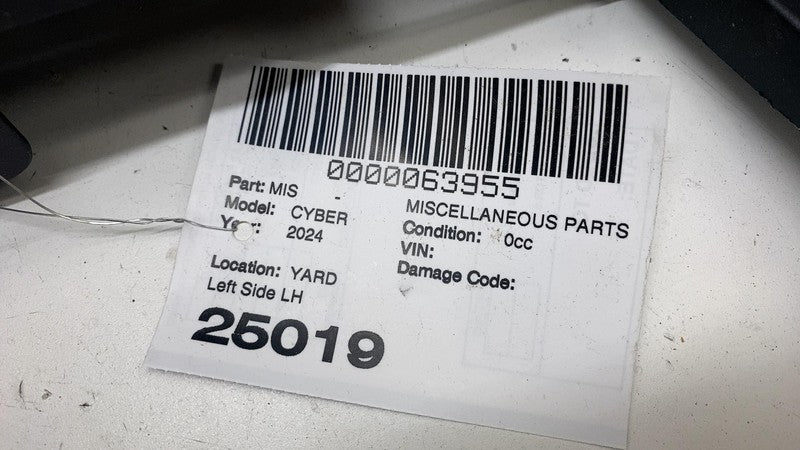 ⭕ 2024 Tesla Cybertruck Driver Left 1st Row Seat Inboard Riser Cast 18