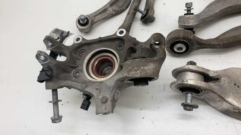 ⭕2019-2023 Audi e-Tron Rear Driver Side Spindle Knuckle w/ Control Arm