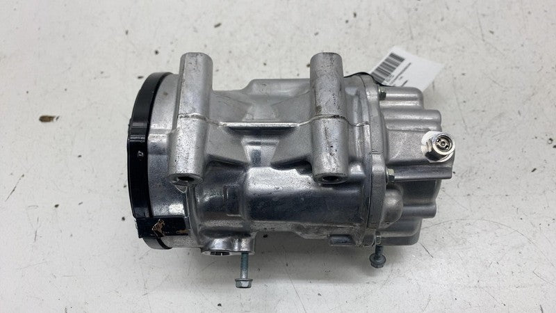 ⭕ 2023 2024 Toyota Prius Air Conditioning A/C Compressor Pump Assy 042