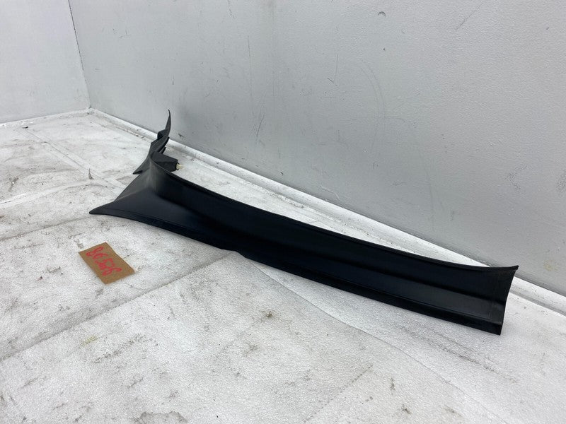 104732100D ⭕16-20 Model X Rear Passenger Side Trunk Liftgate Trough Trim Right 1047321-00-D