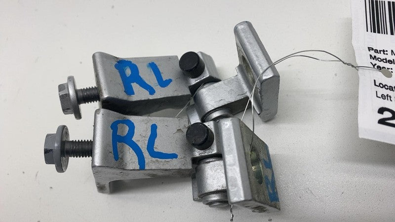 2011-2018 Porsche Cayenne S PAIR Rear Driver Side Upper & Lower Door Hinge Left