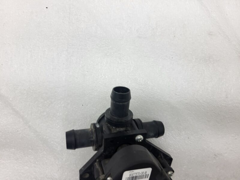 600737000B 2012-2020 Tesla Model S X Coolant Pump Cooling Valve Actuator 4-Way Assembly OEM