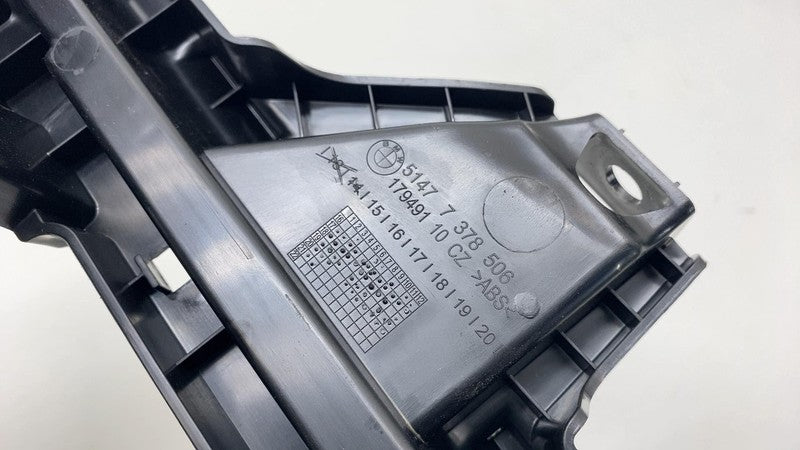 2018-2021 BMW 530e B46X Right Trunk Storage Compartment Support Bracke