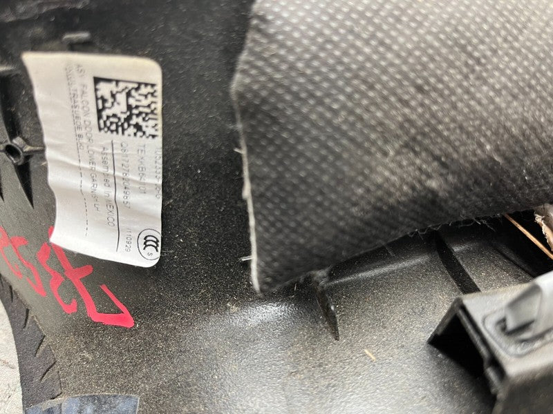 105233306G ⭕16-20 Model X Rear Driver Side Falcon Door Lower Garnish Trim Left 1052333-06-G